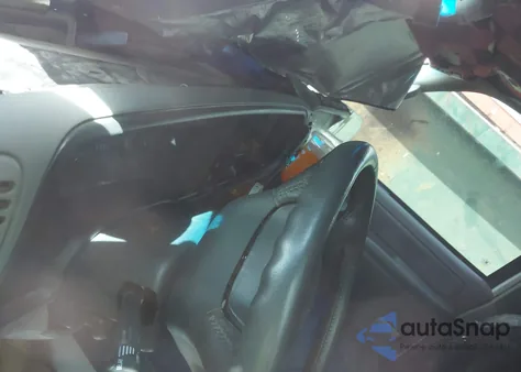 1998 Chevrolet Gmt-400 C1500 z USA, uszkodzony, nr VIN 2GCEC19M5W1270556